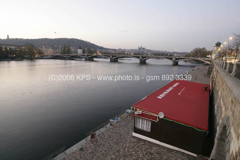 kps11060551