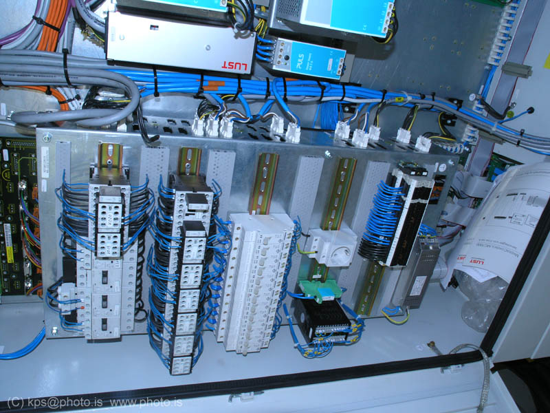 kps08040383