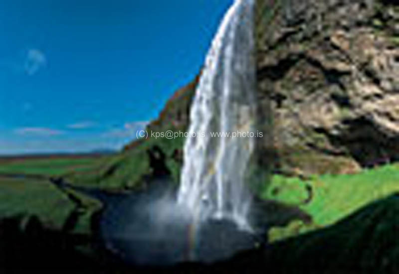 Seljalandsfoss2_2-01